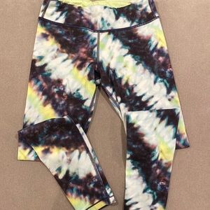 Like new! Athleta Girl leggings